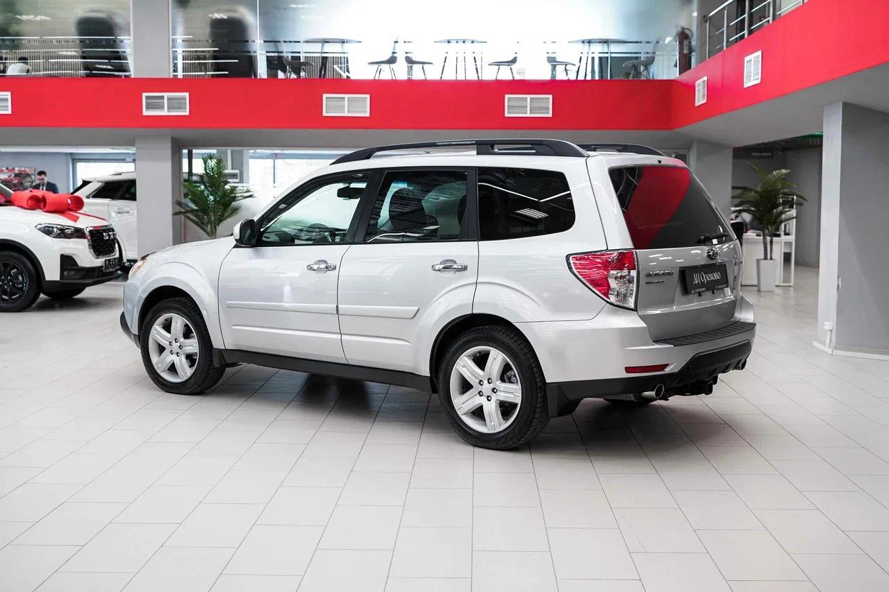 Subaru Forester 2009, серый, ДЦ Орехово