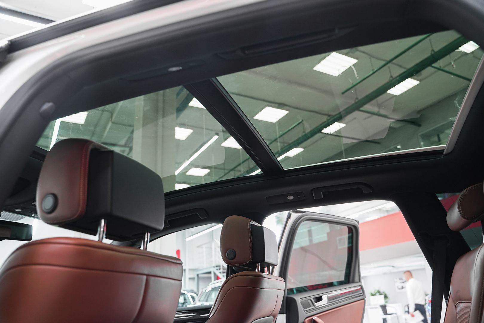 Volkswagen Touareg 2014, белый, ДЦ Орехово