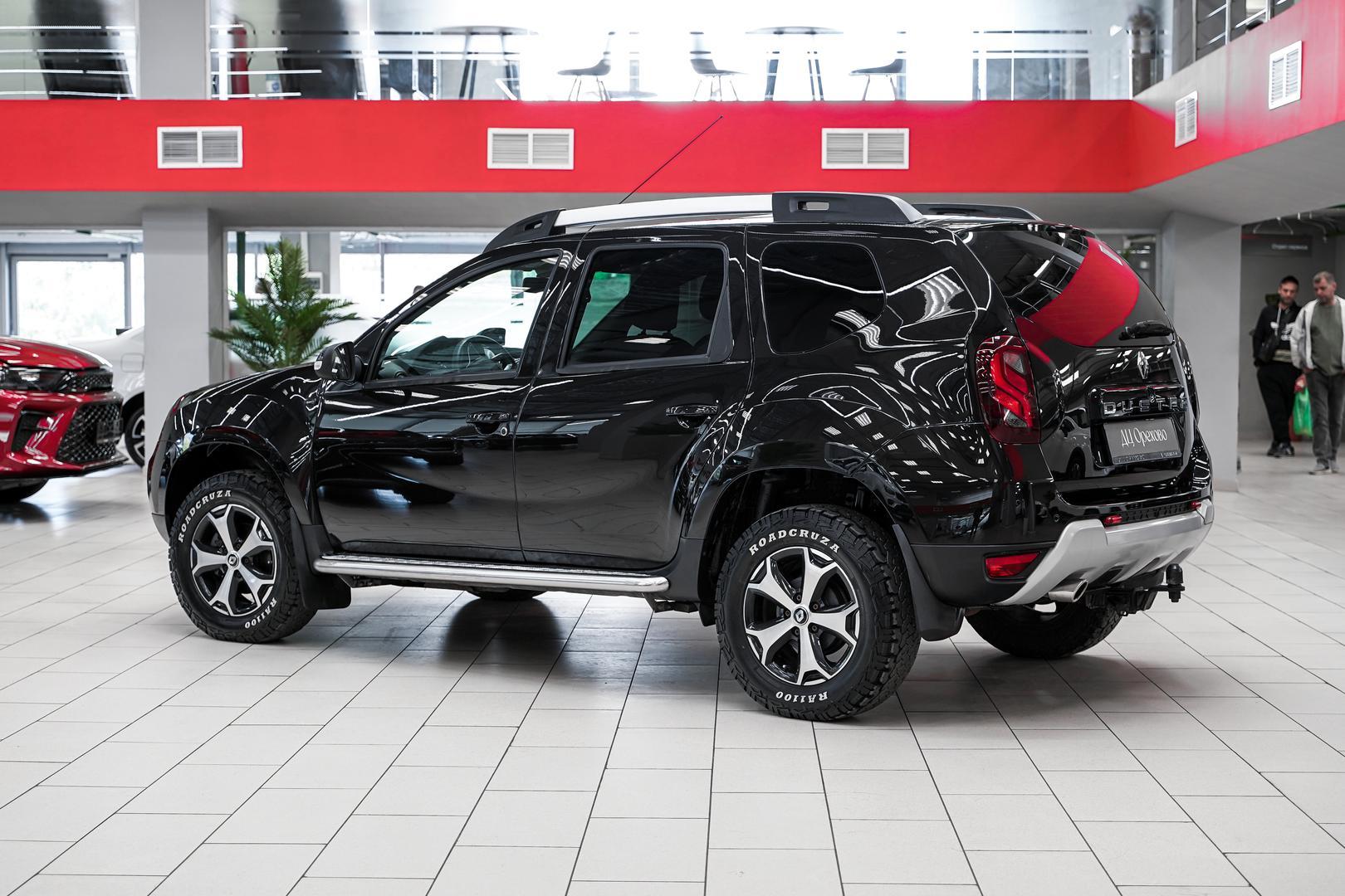 Renault Duster 2016, черный, ДЦ Орехово