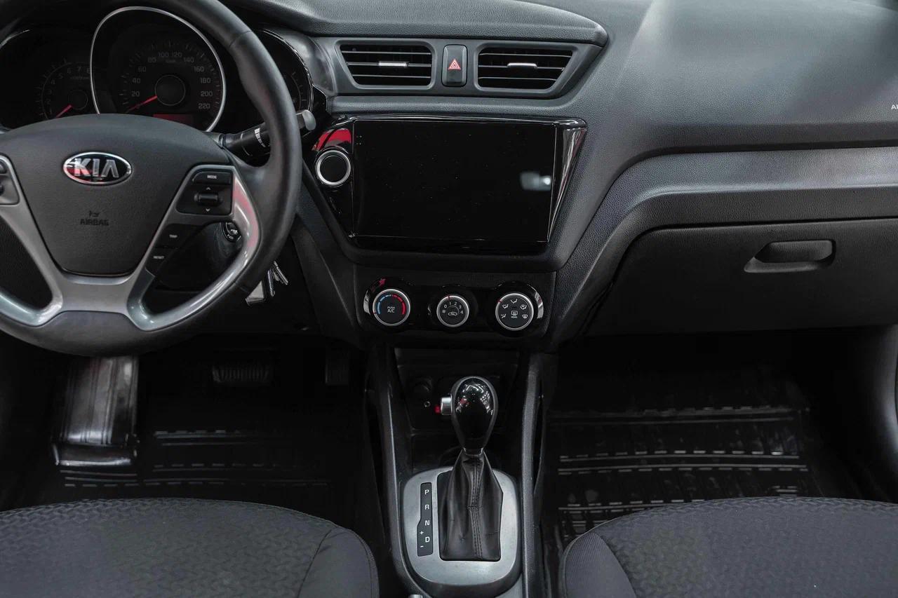 Kia Rio 2017, черный, ДЦ Орехово