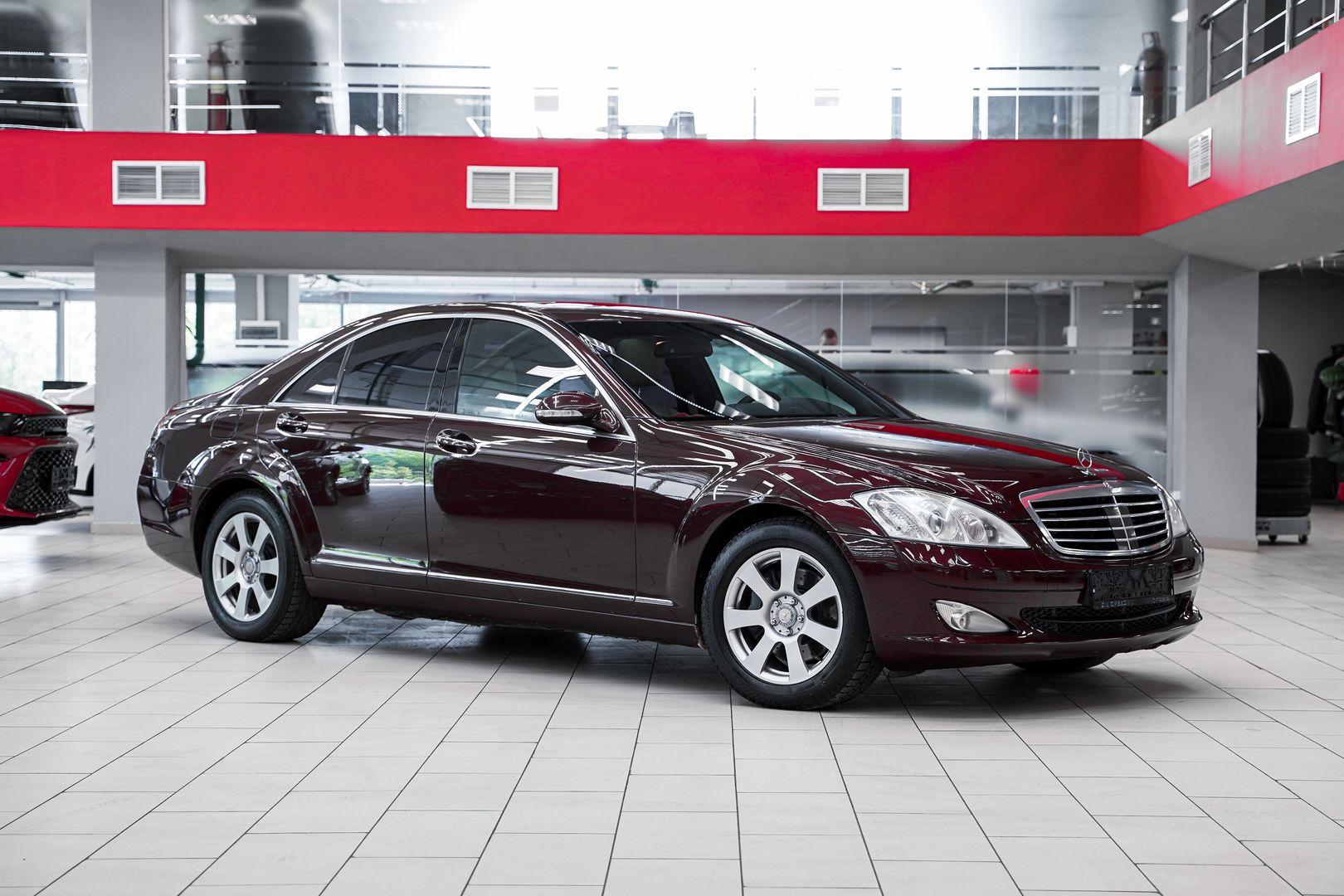 Mercedes-Benz S-Класс 2007, пурпурный, ДЦ Орехово