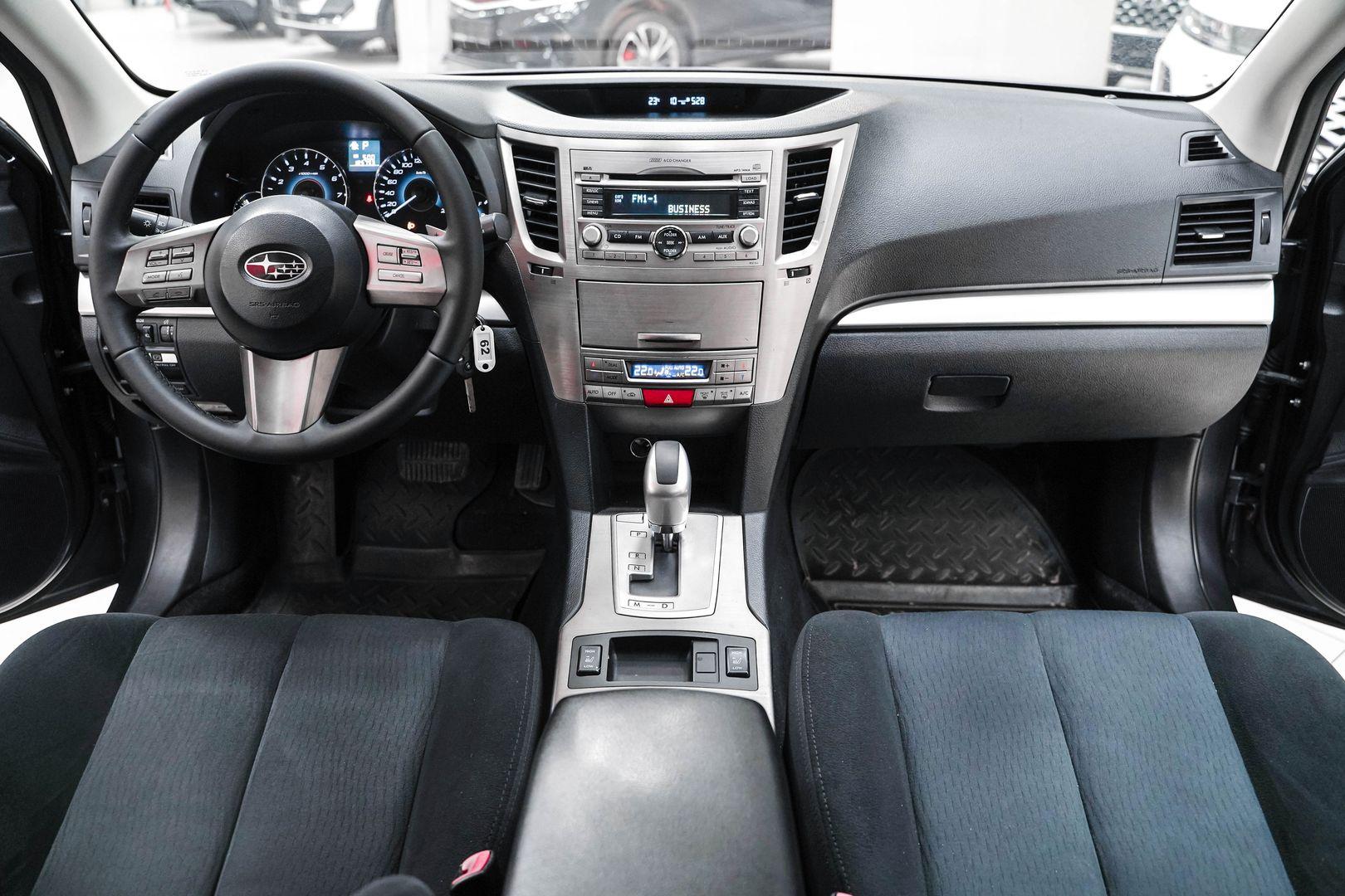 Subaru Legacy 2011, серый, ДЦ Орехово
