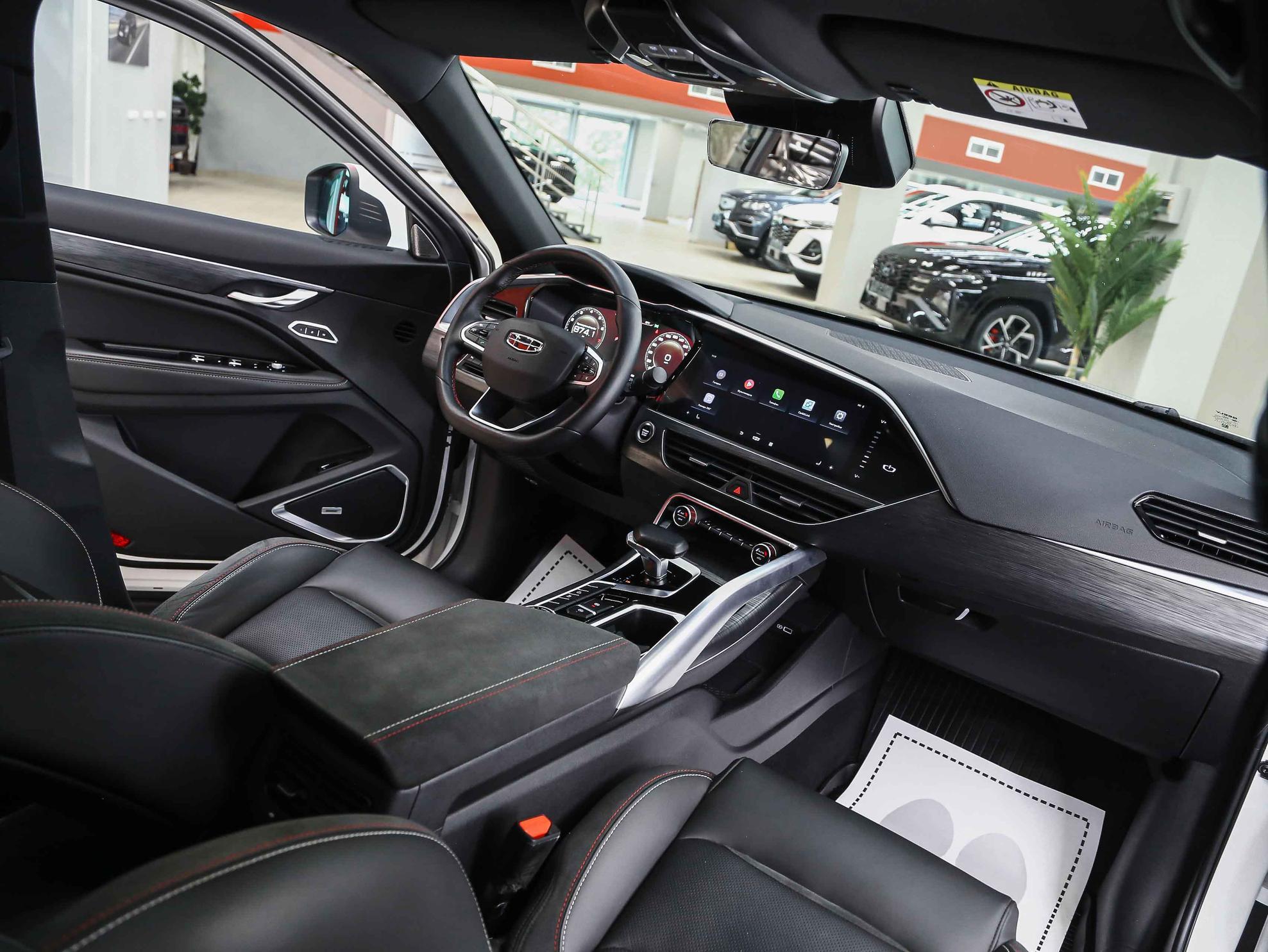 Geely Tugella 2023, белый, ДЦ Орехово