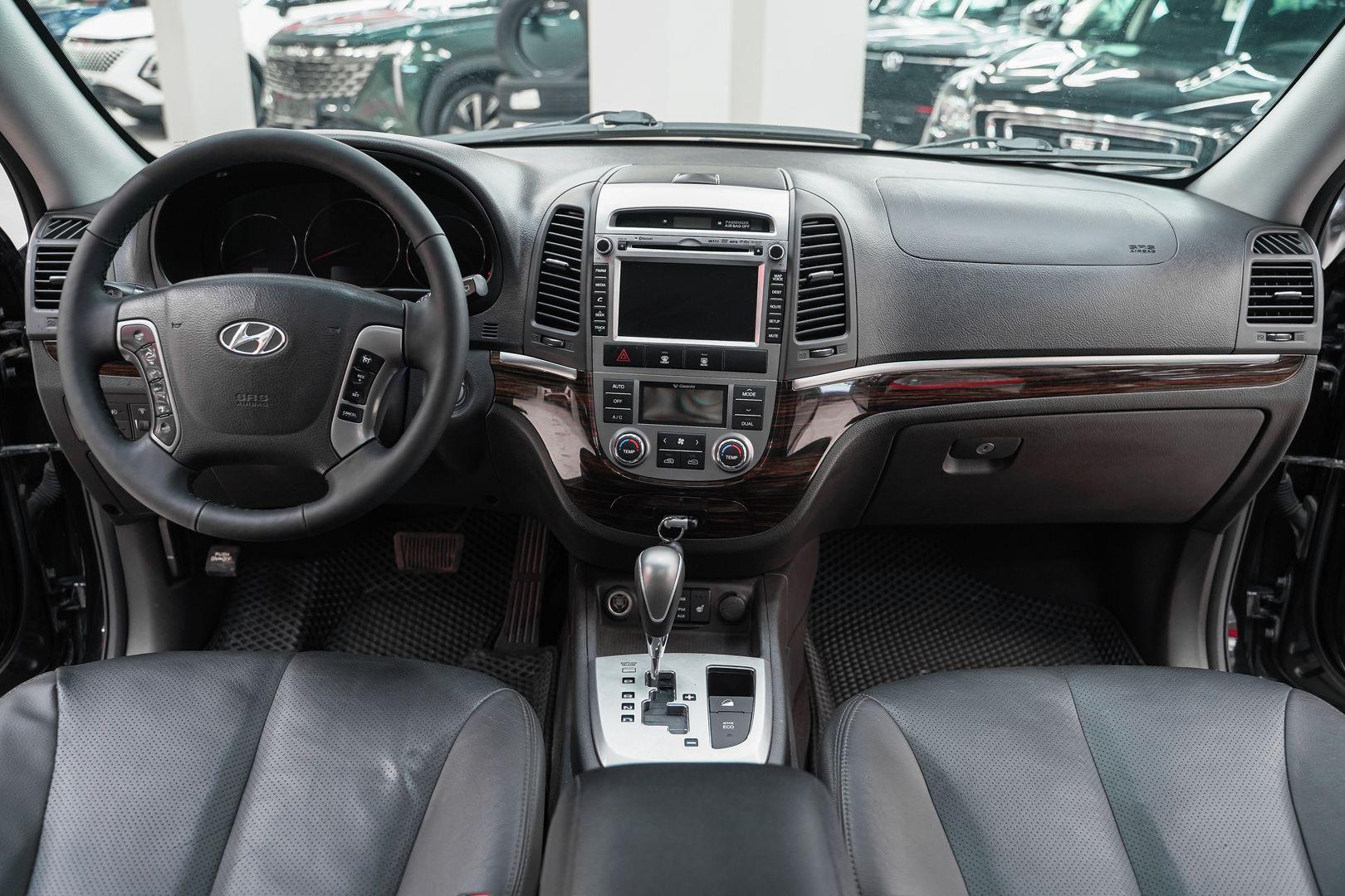 Hyundai Santa Fe 2011, черный, ДЦ Орехово