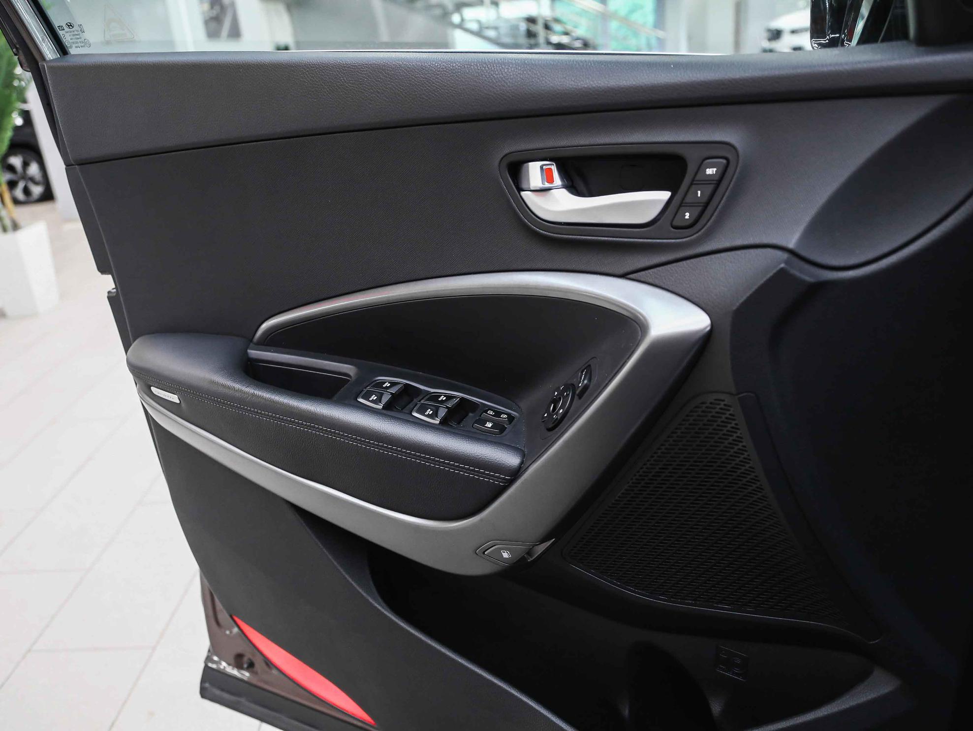 Hyundai Santa Fe 2013, коричневый, ДЦ Орехово