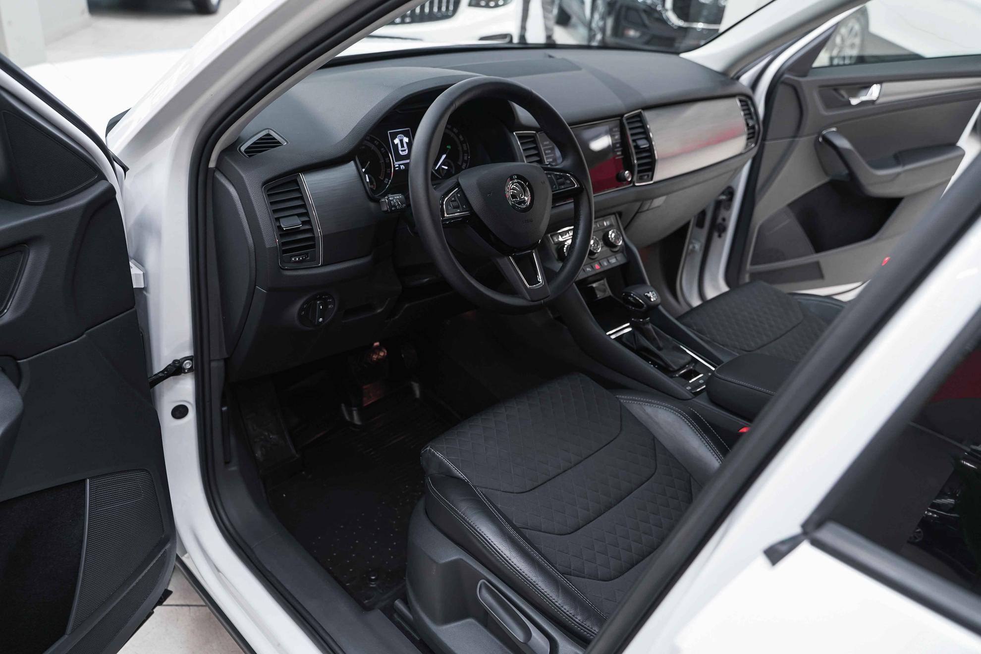 Skoda Kodiaq 2017, белый, ДЦ Орехово