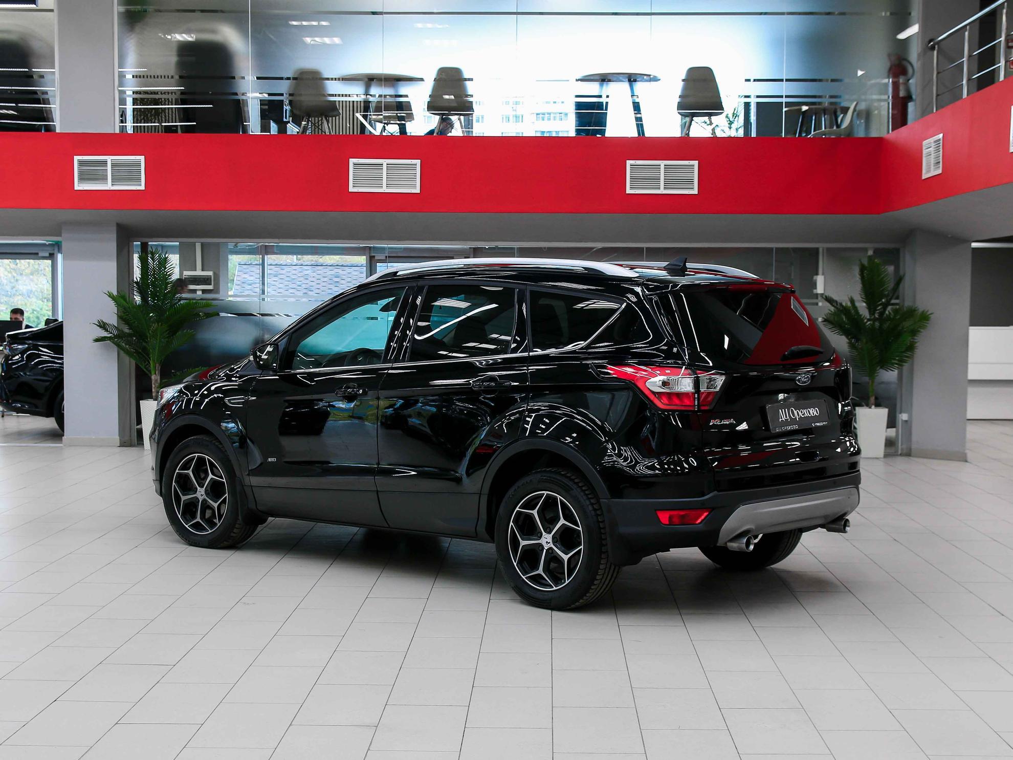 Ford Kuga 2017, черный, ДЦ Орехово