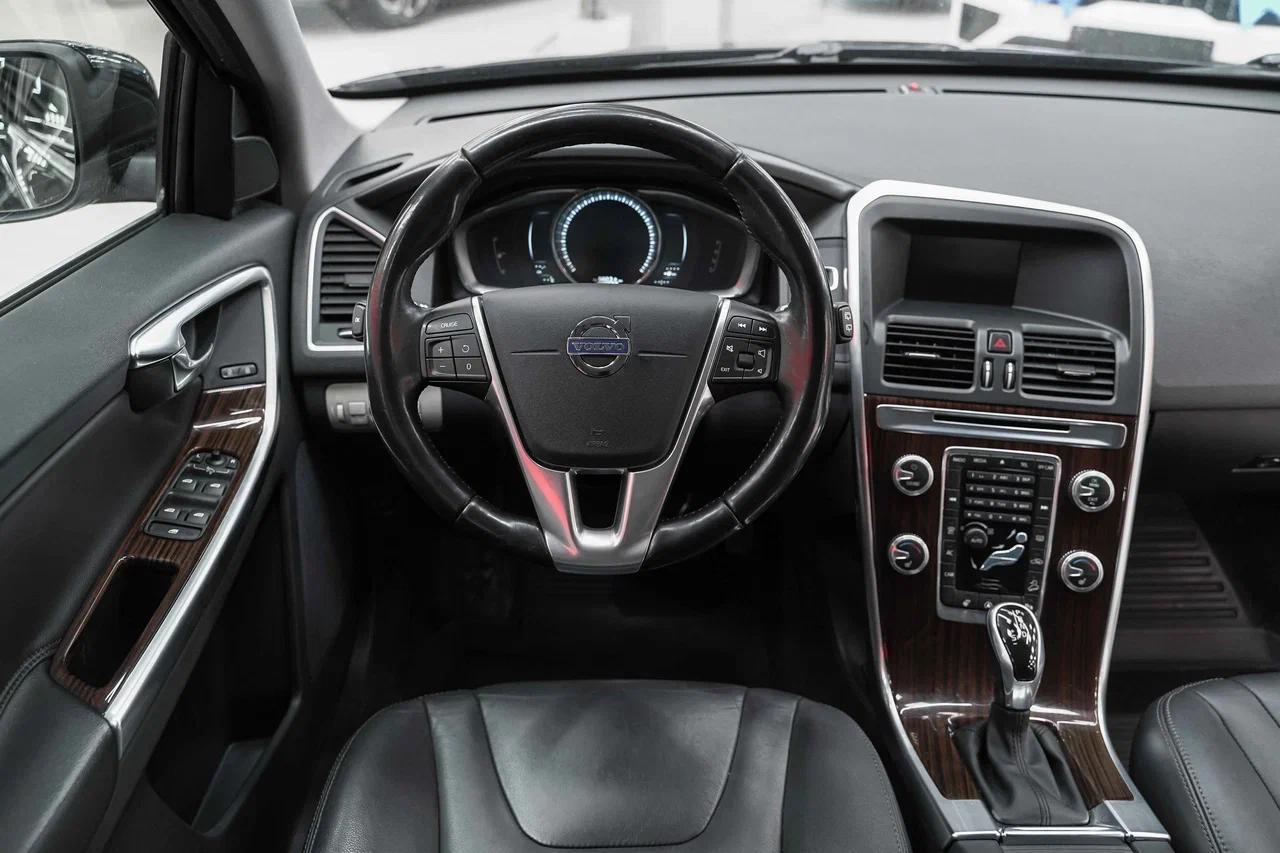 Volvo XC60 2015, черный, ДЦ Орехово