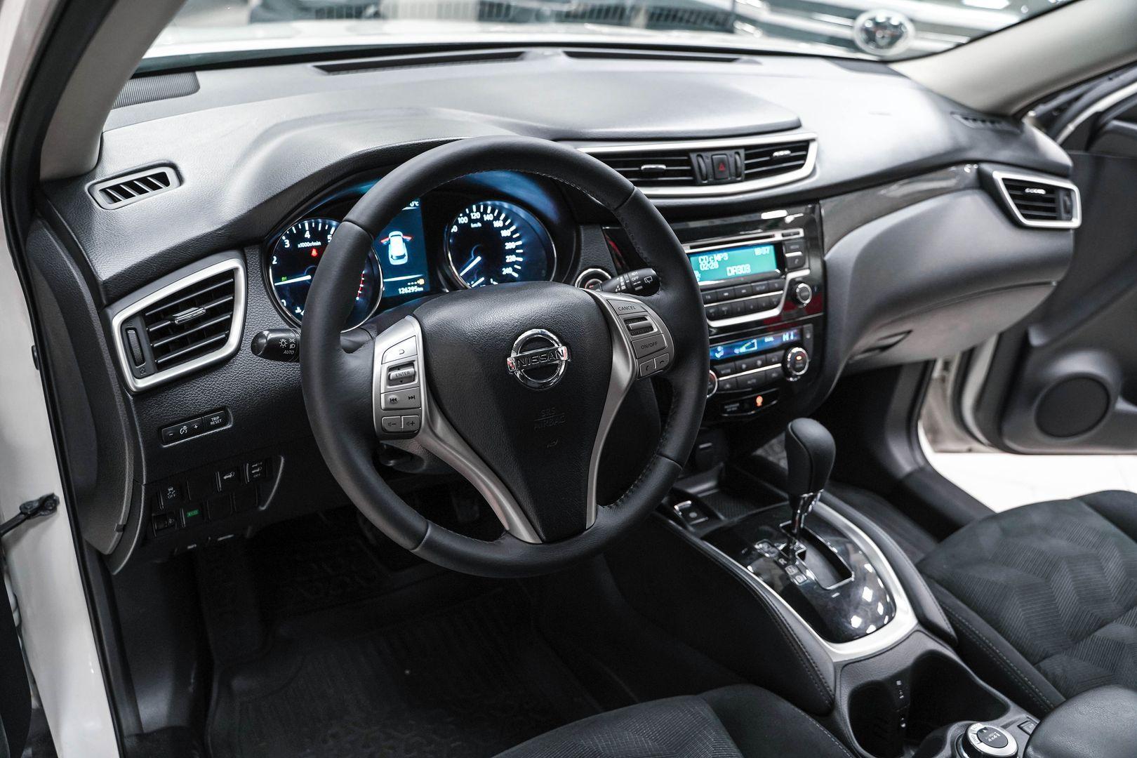 Nissan X-Trail 2017, белый, ДЦ Орехово