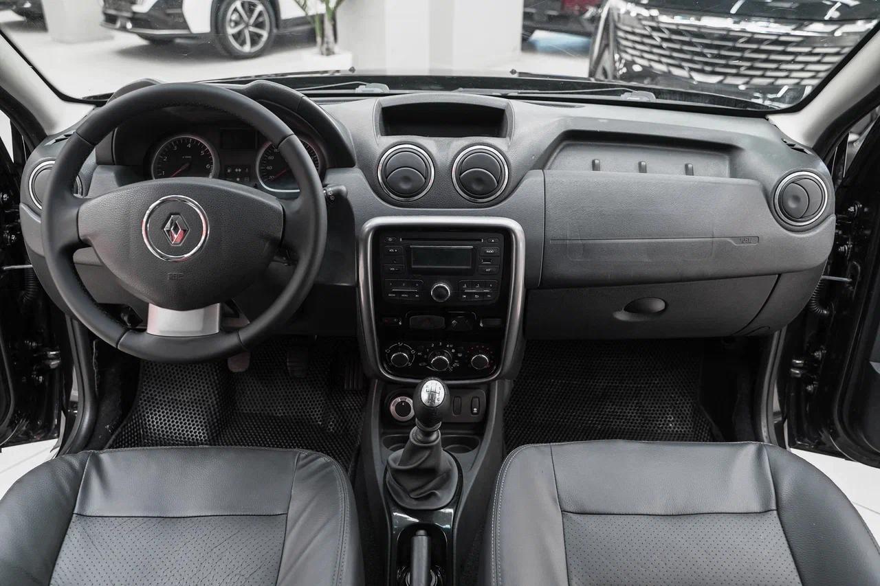 Renault Duster 2012, черный, ДЦ Орехово