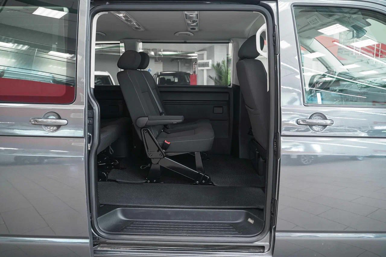 Volkswagen Caravelle 2019, серый, ДЦ Орехово