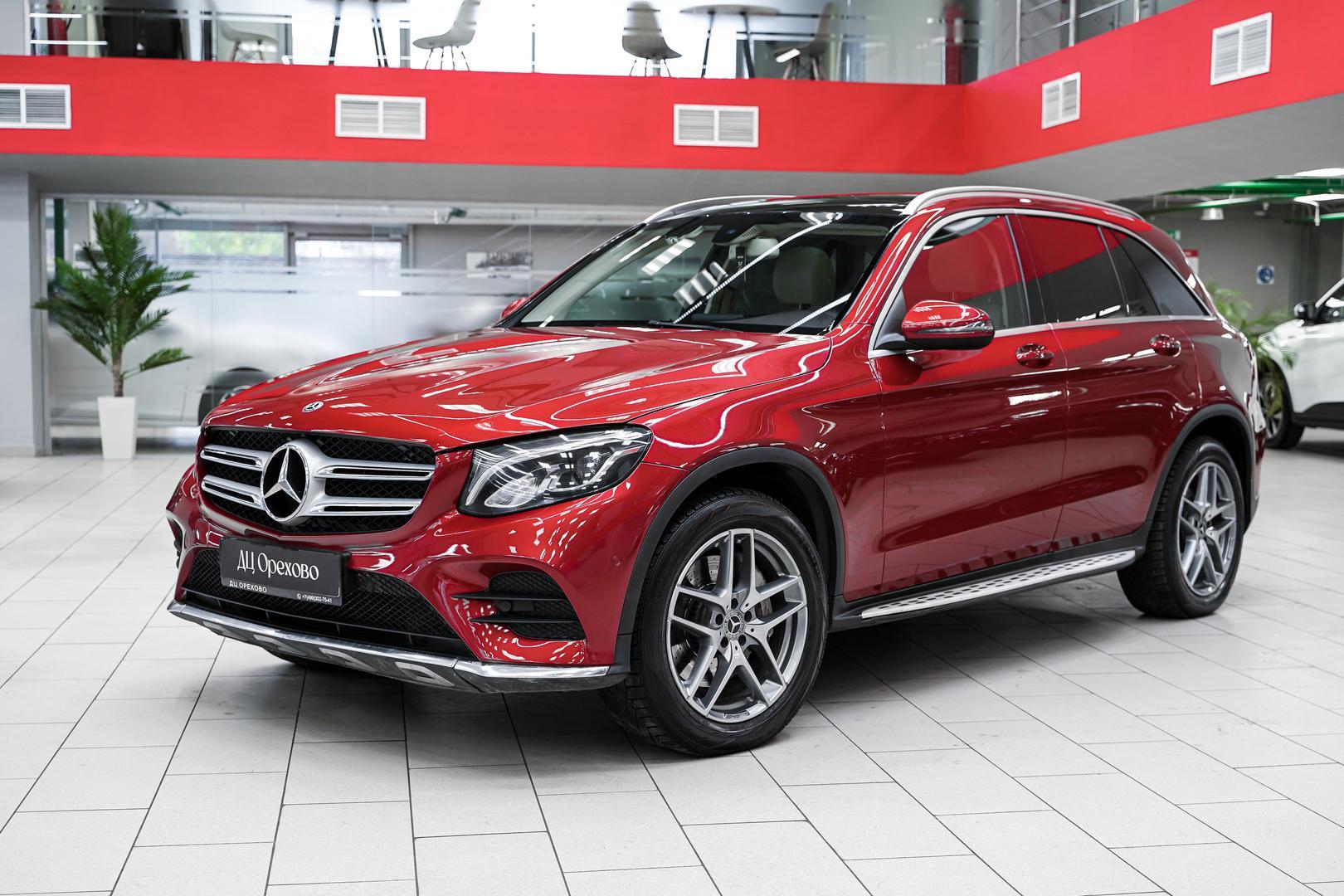 Mercedes-Benz GLC 2017, красный, ДЦ Орехово