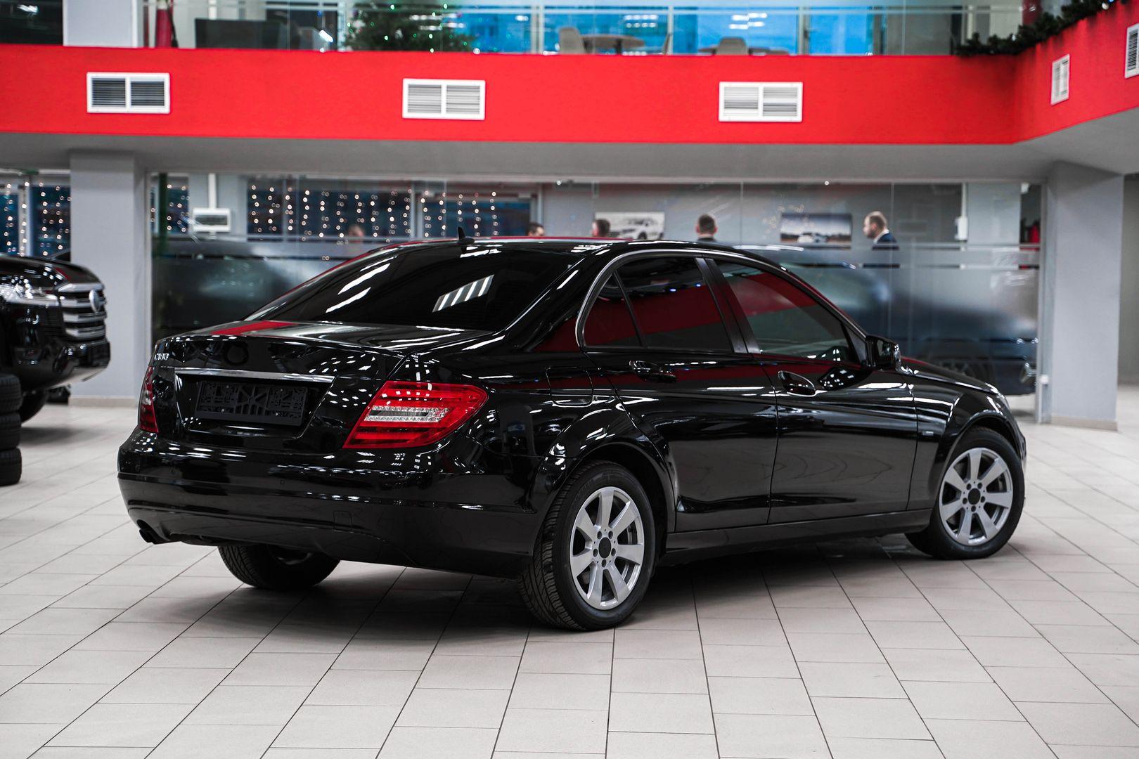 Mercedes-Benz C-Класс 2012, черный, ДЦ Орехово