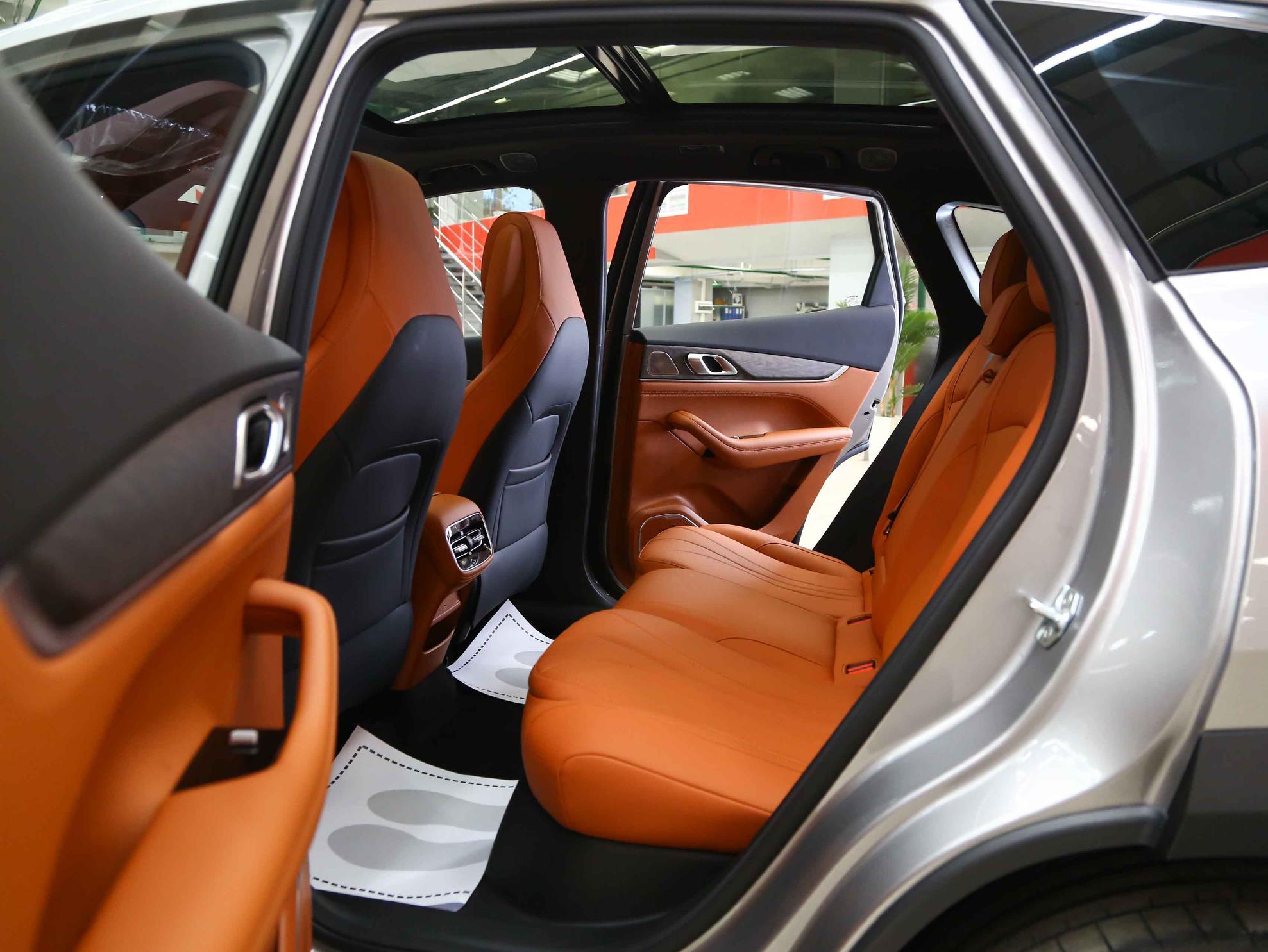 Geely Galaxy M7 2026, серый, ДЦ Орехово