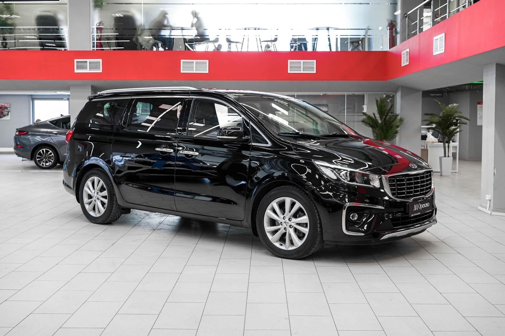 Kia Carnival 2020, черный, ДЦ Орехово
