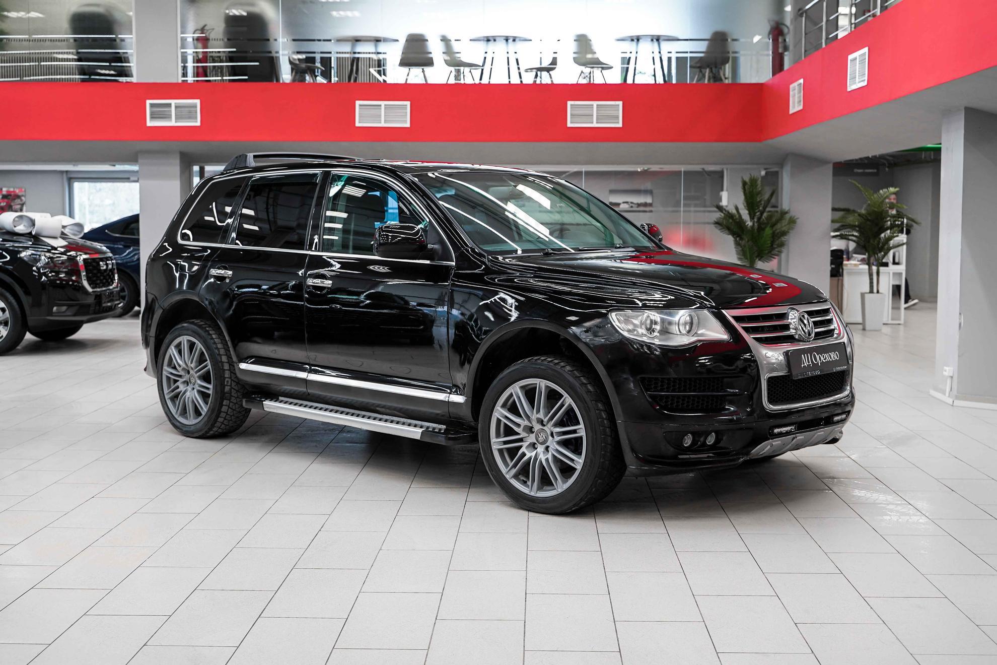 Volkswagen Touareg 2004, черный, ДЦ Орехово