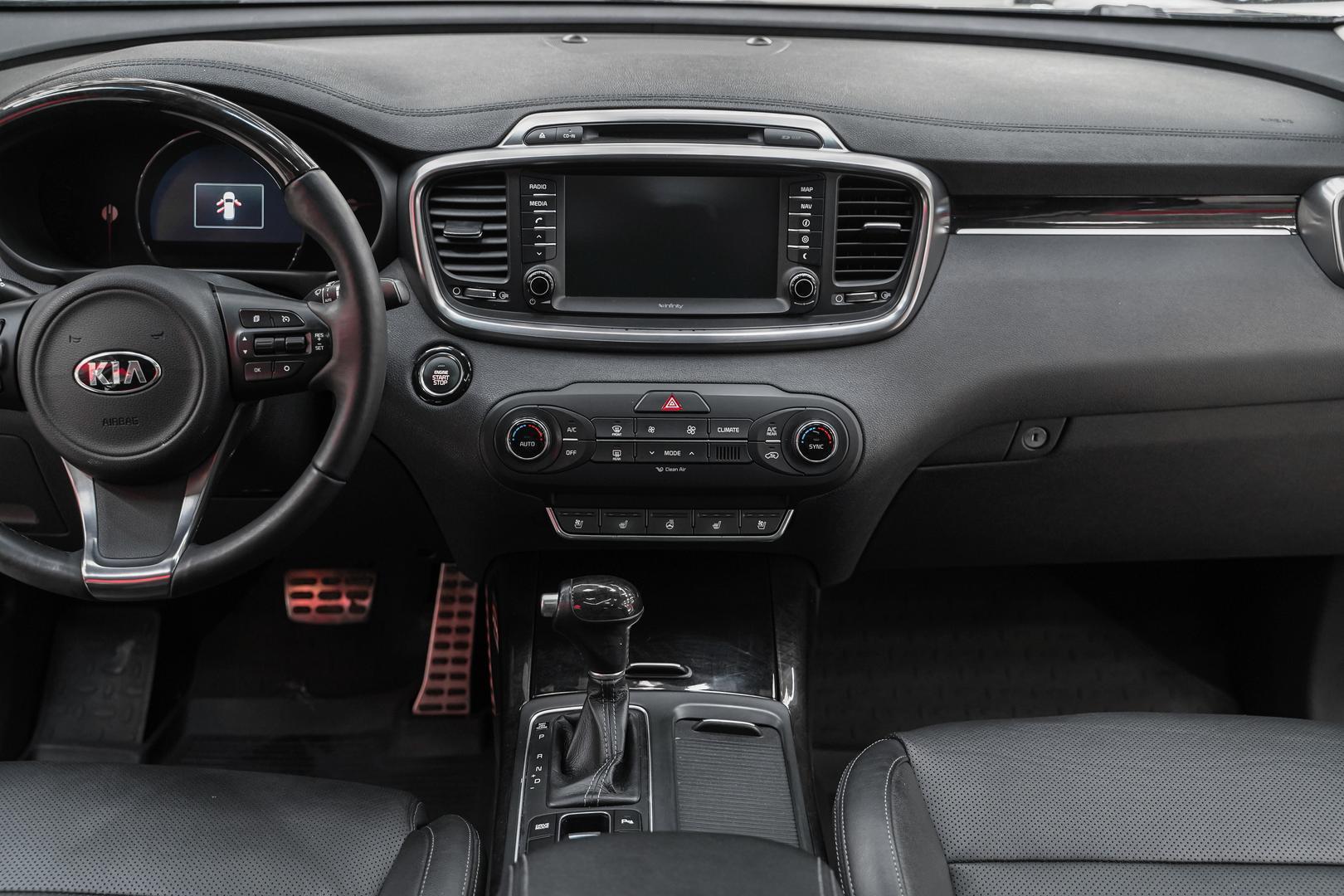 Kia Sorento 2017, черный, ДЦ Орехово