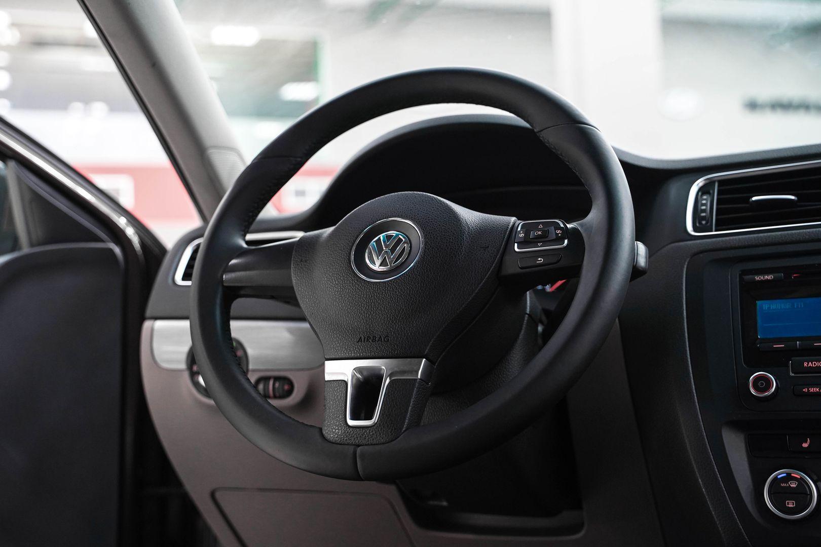 Volkswagen Jetta 2012, коричневый, ДЦ Орехово