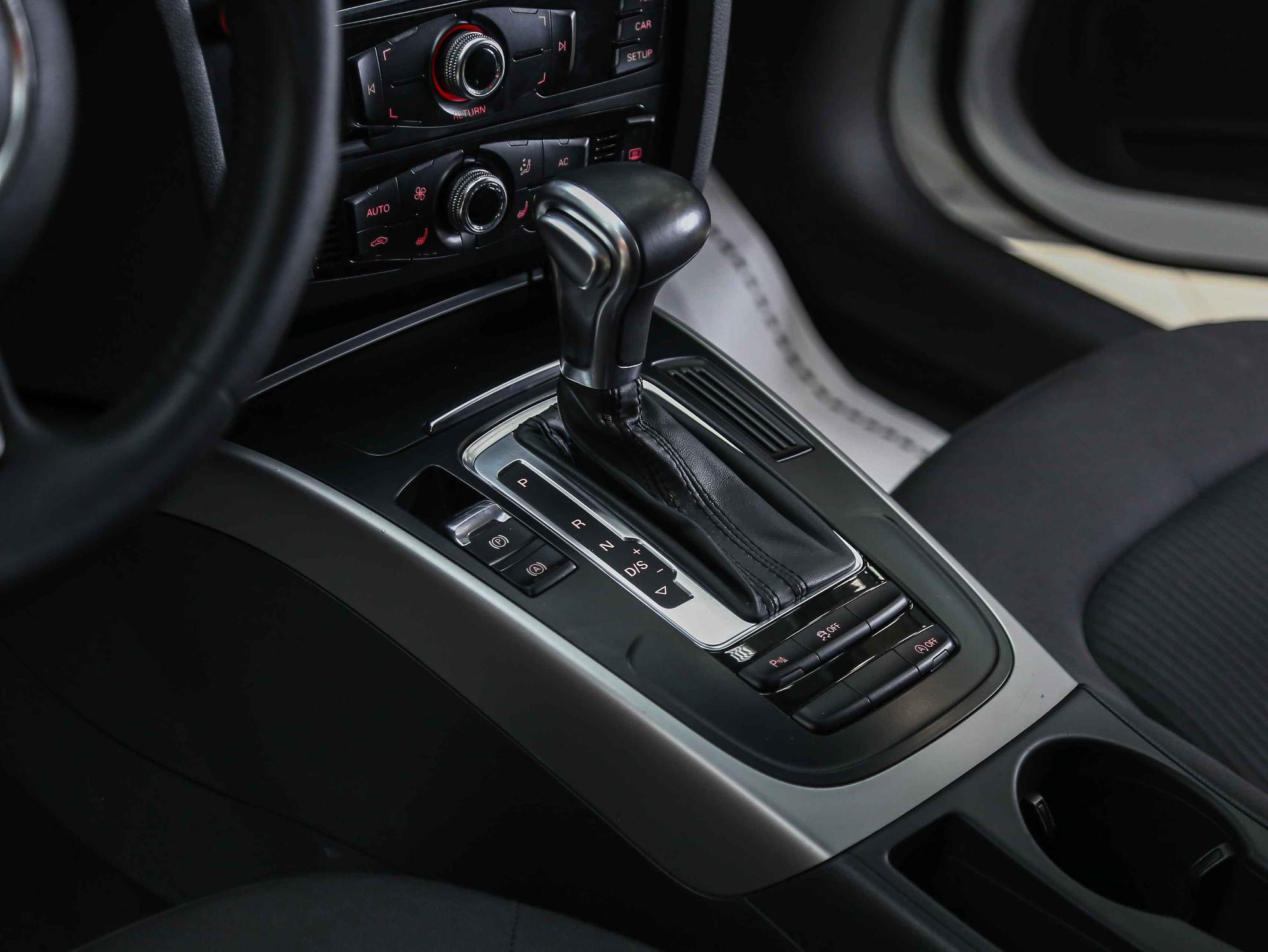Audi A4 2013, белый, ДЦ Орехово
