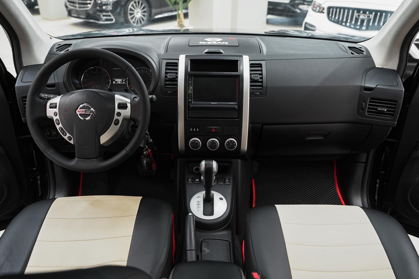 Nissan X-Trail 2013, черный, ДЦ Орехово