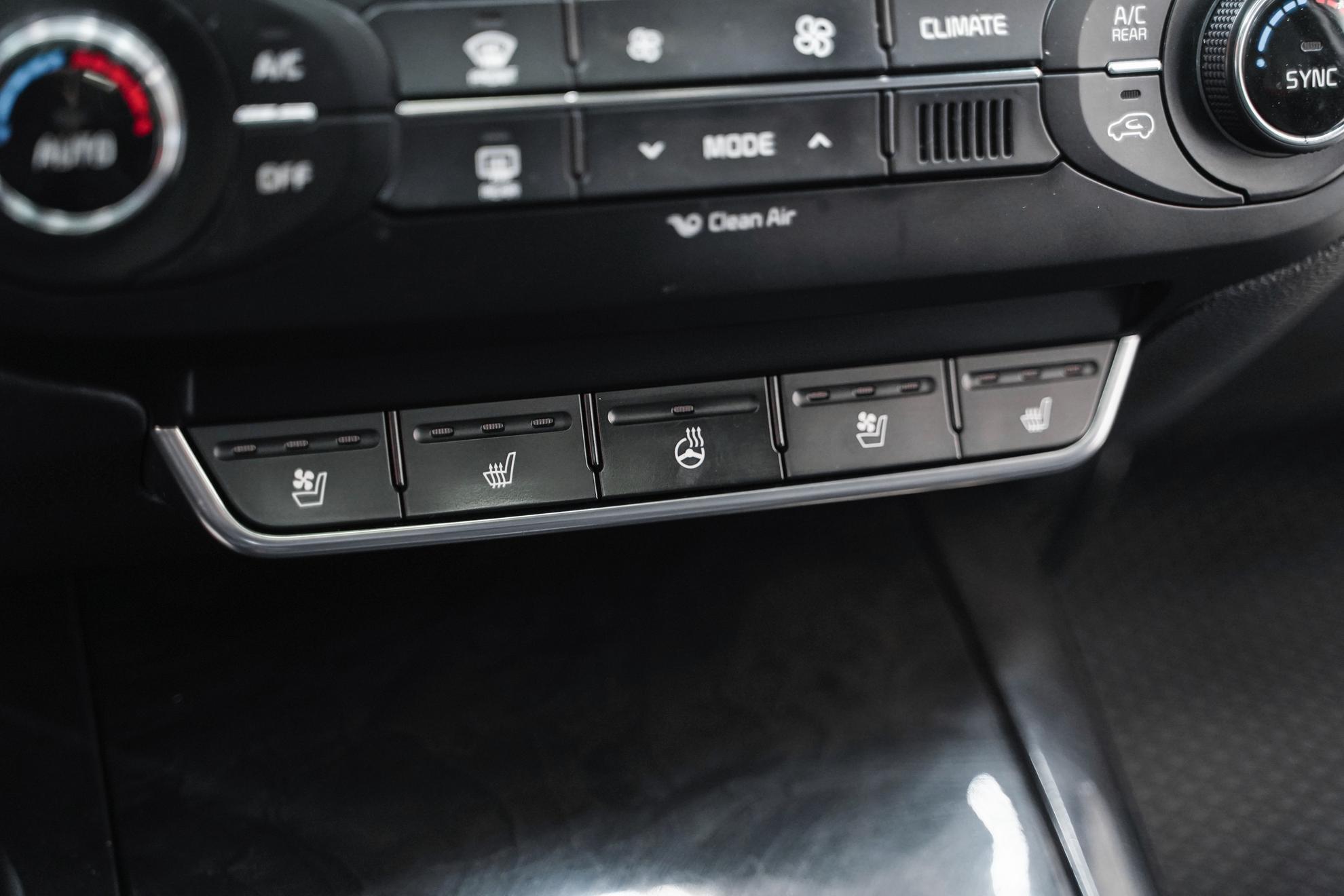 Kia Sorento 2016, серый, ДЦ Орехово