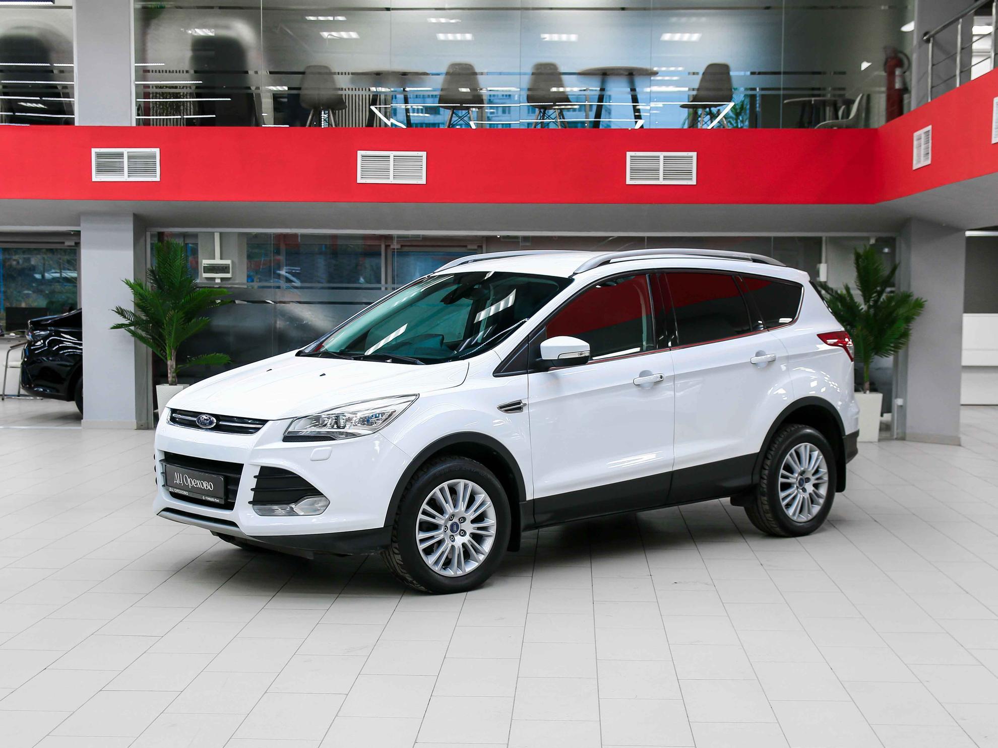 Ford Kuga 2014, белый, ДЦ Орехово