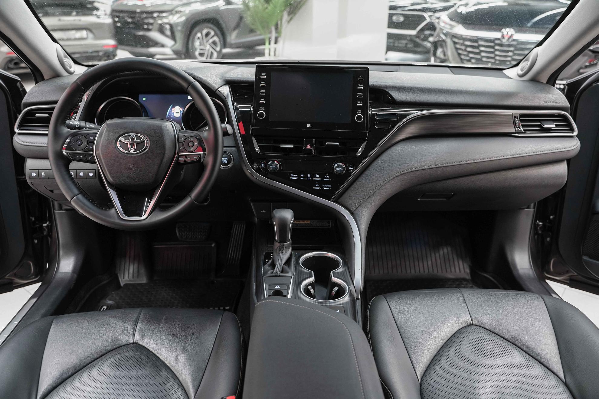 Toyota Camry 2021, коричневый, ДЦ Орехово