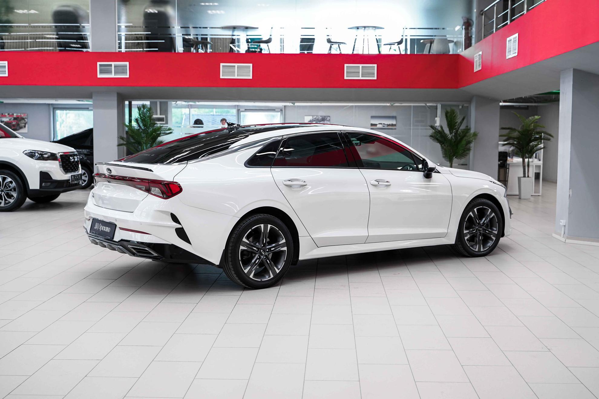 Kia K5 2021, белый, ДЦ Орехово