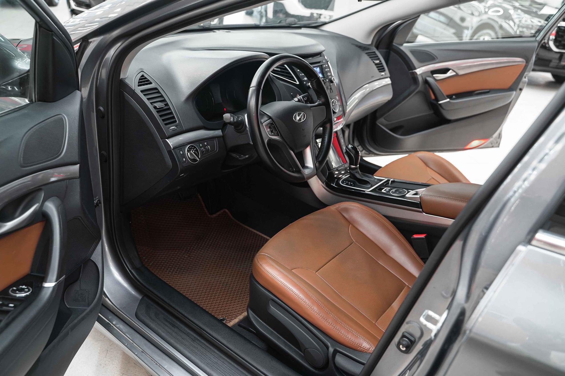 Hyundai i40 2014, серый, ДЦ Орехово