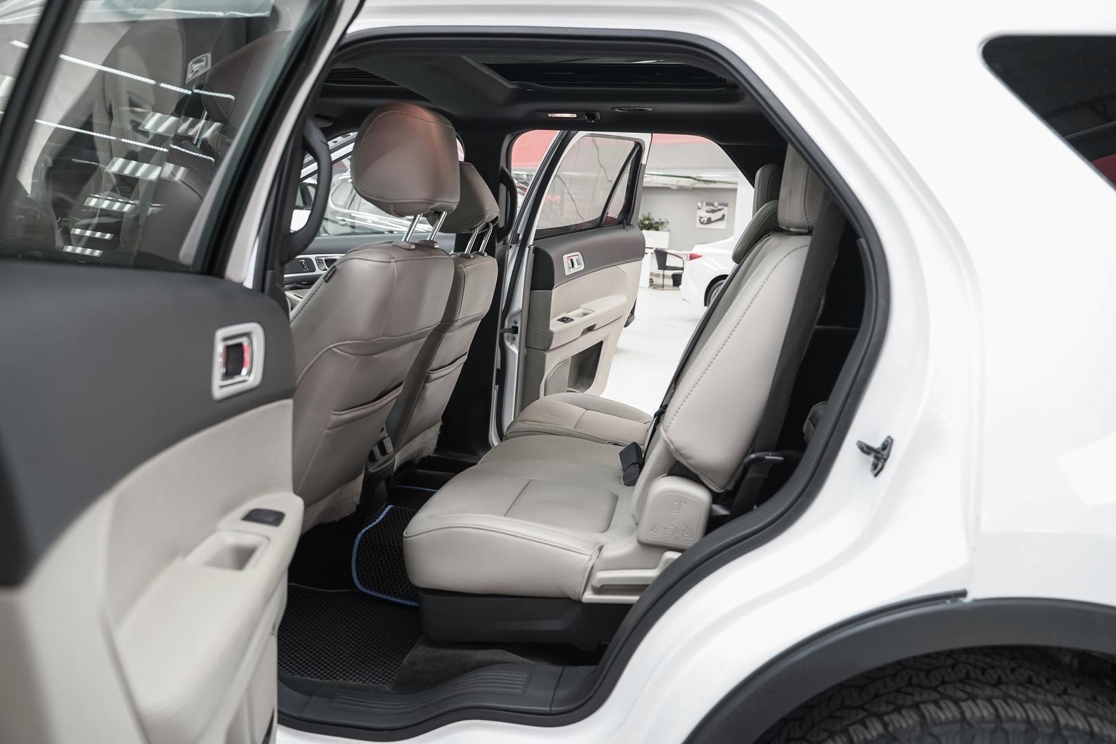 Ford Explorer 2013, белый, ДЦ Орехово