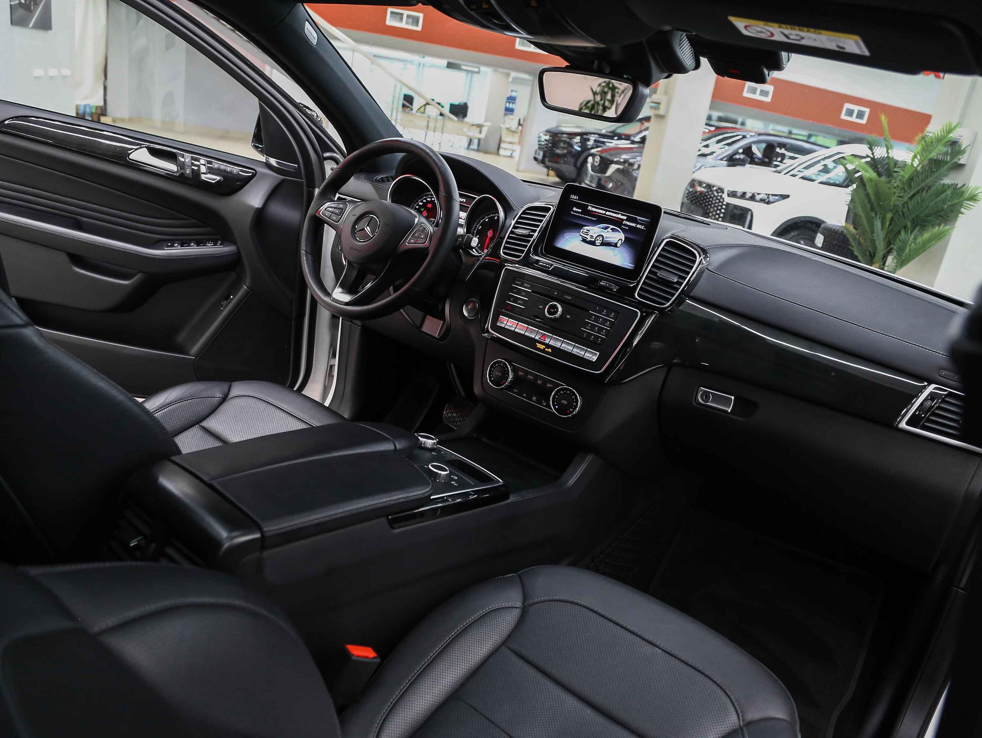 Mercedes-Benz GLE Coupe 2018, белый, ДЦ Орехово