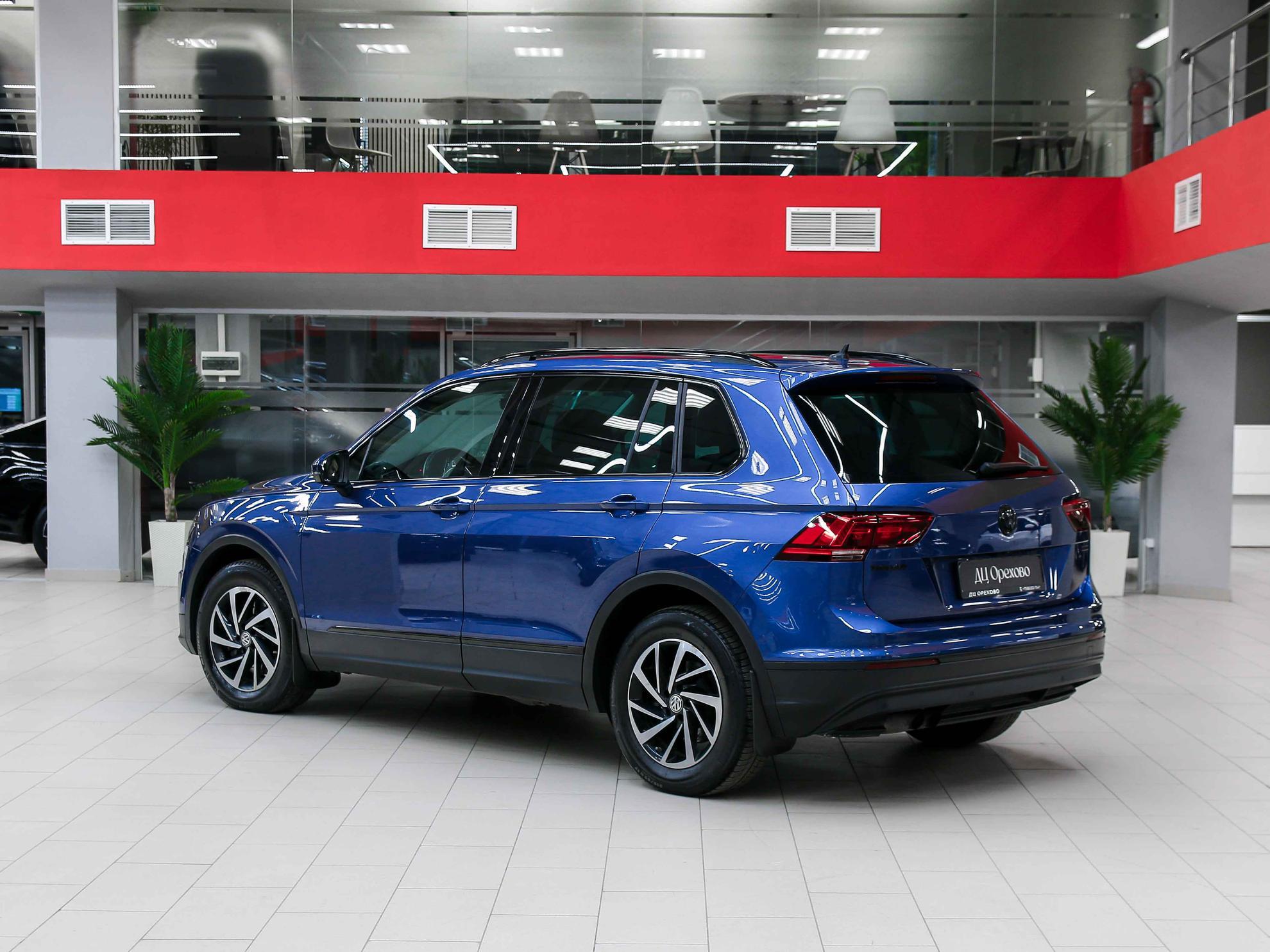 Volkswagen Tiguan 2018, синий, ДЦ Орехово