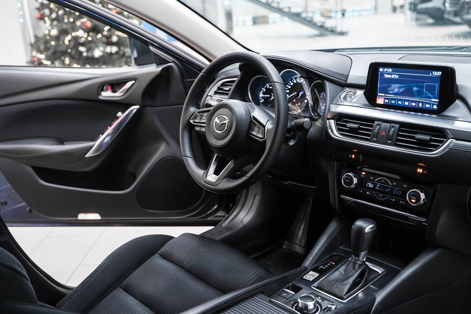 Mazda 6 2018, синий, ДЦ Орехово