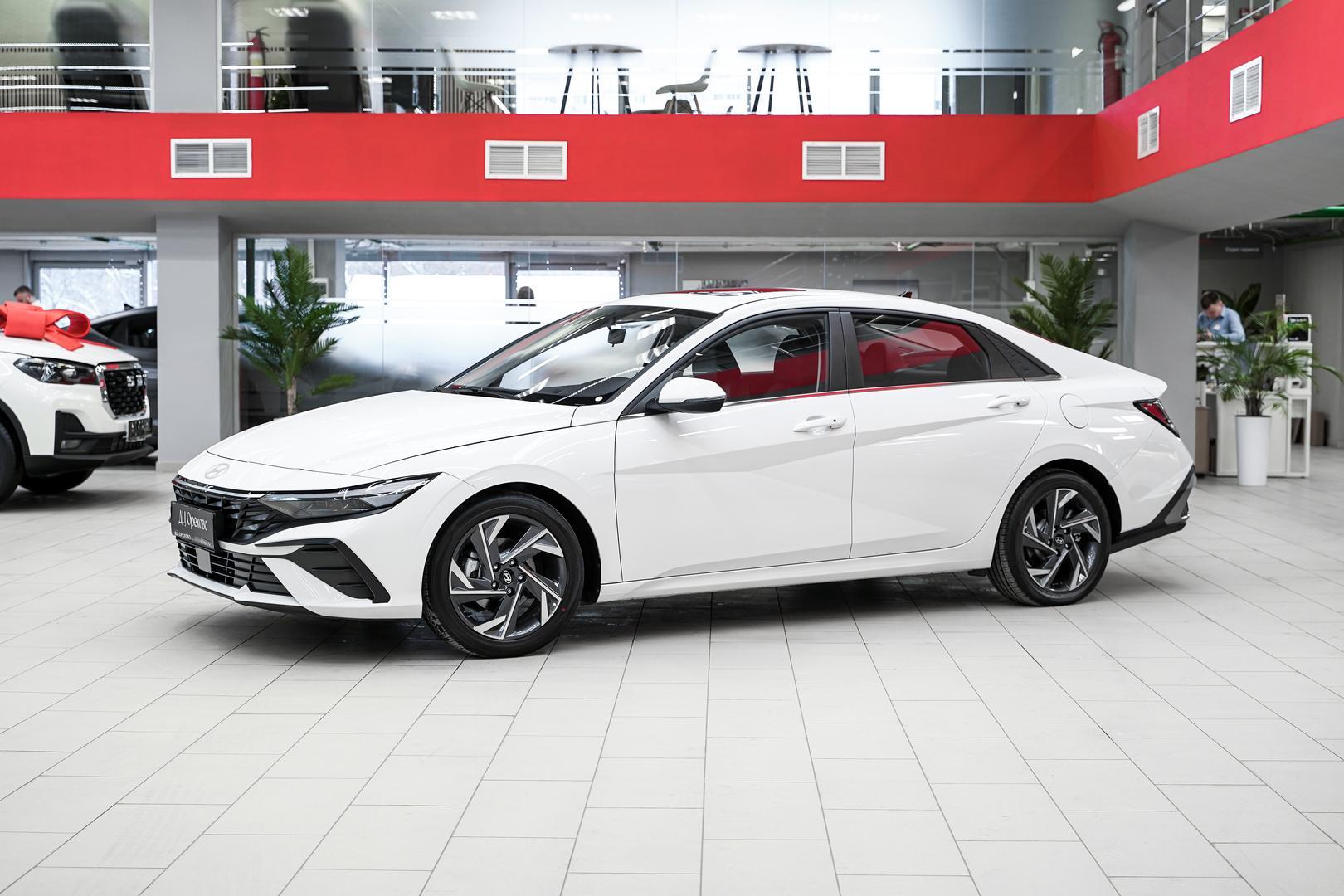 Hyundai Elantra 2025, белый, ДЦ Орехово