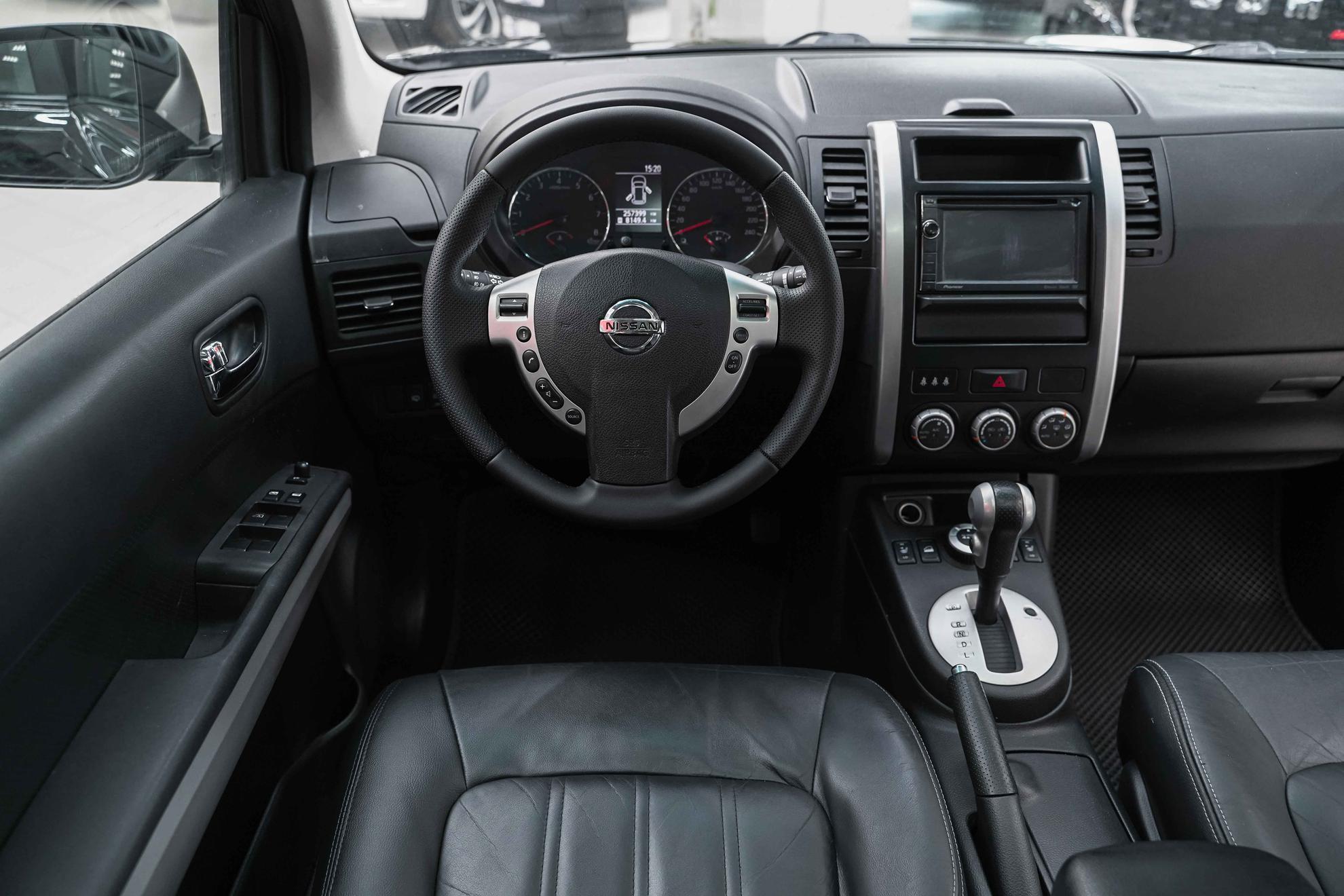 Nissan X-Trail 2011, черный, ДЦ Орехово