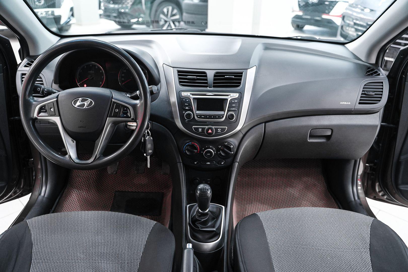 Hyundai Solaris 2014, коричневый, ДЦ Орехово