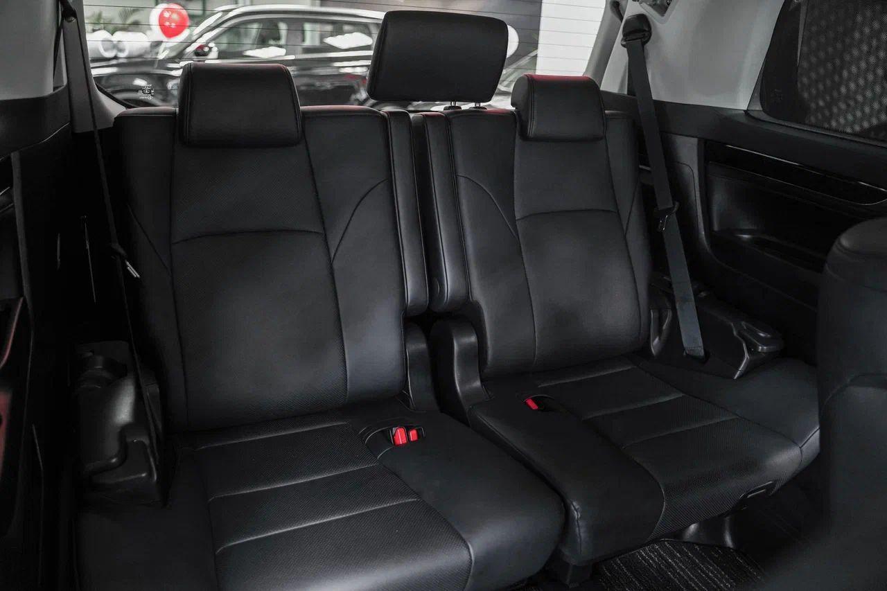 Toyota Alphard 2019, черный, ДЦ Орехово