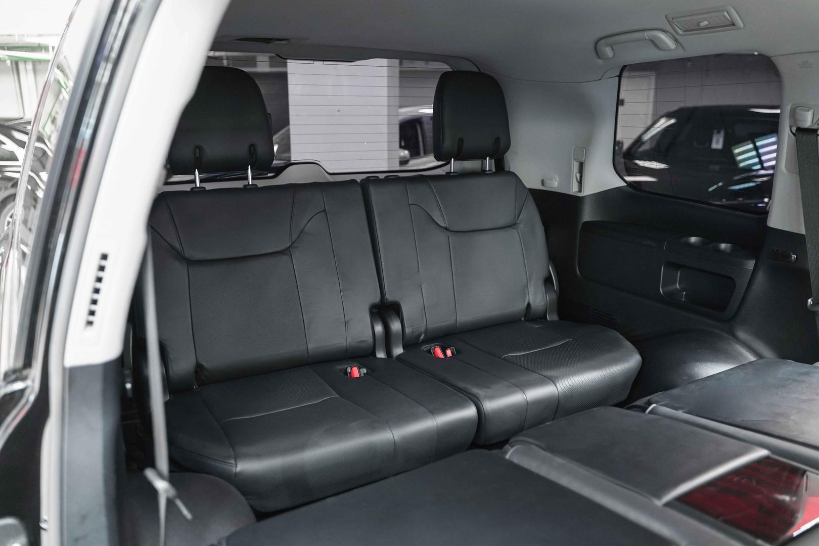 Lexus LX 2011, черный, ДЦ Орехово