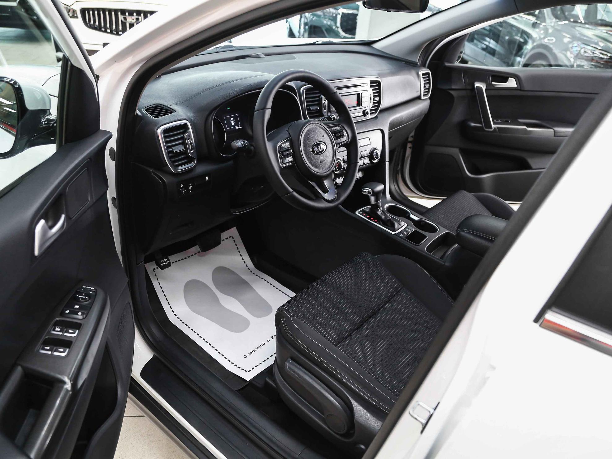 Kia Sportage 2016, белый, ДЦ Орехово