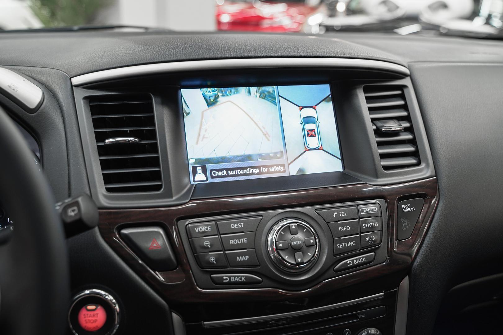 Nissan Pathfinder 2015, коричневый, ДЦ Орехово