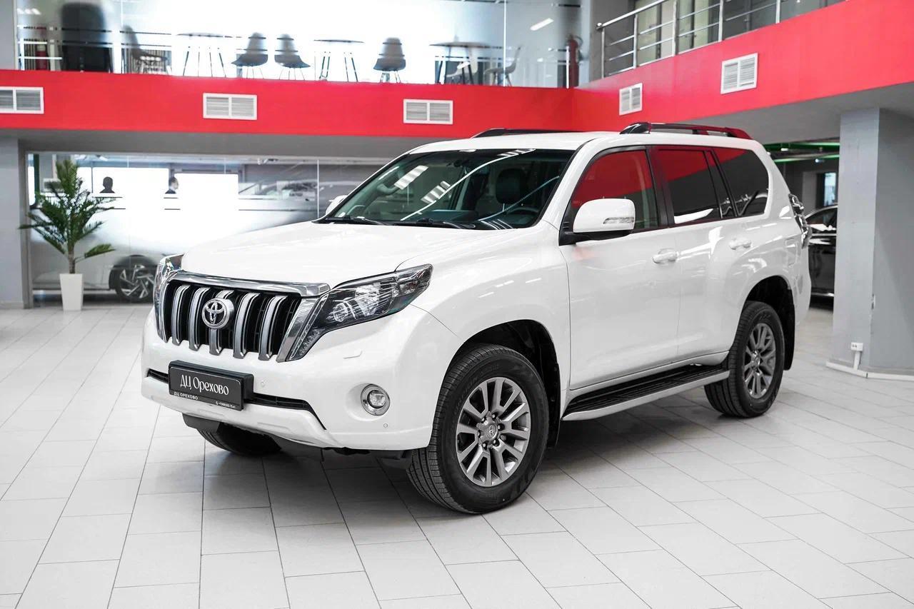Toyota Land Cruiser Prado 2016, белый, ДЦ Орехово