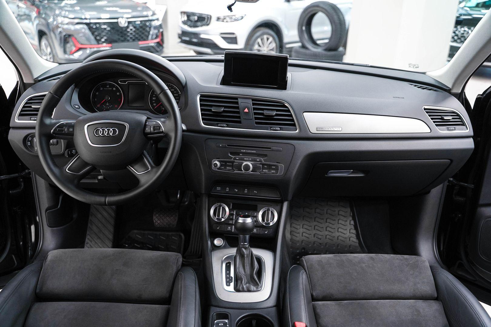 Audi Q3 2012, черный, ДЦ Орехово