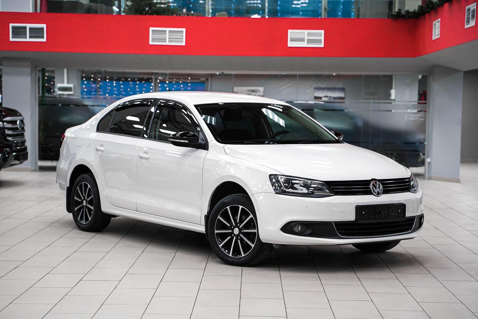 Volkswagen Jetta 2014, белый, ДЦ Орехово