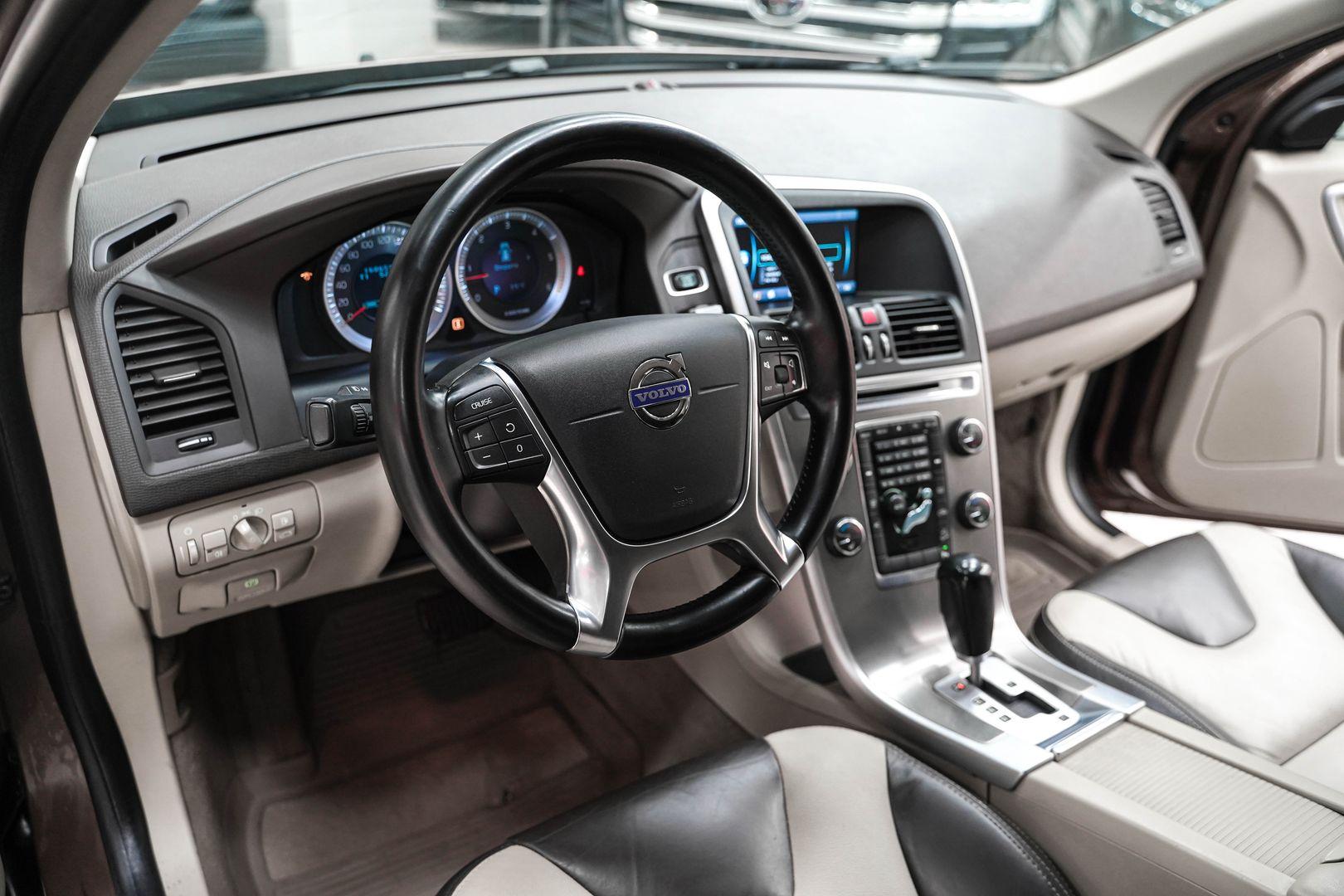 Volvo XC60 2011, коричневый, ДЦ Орехово
