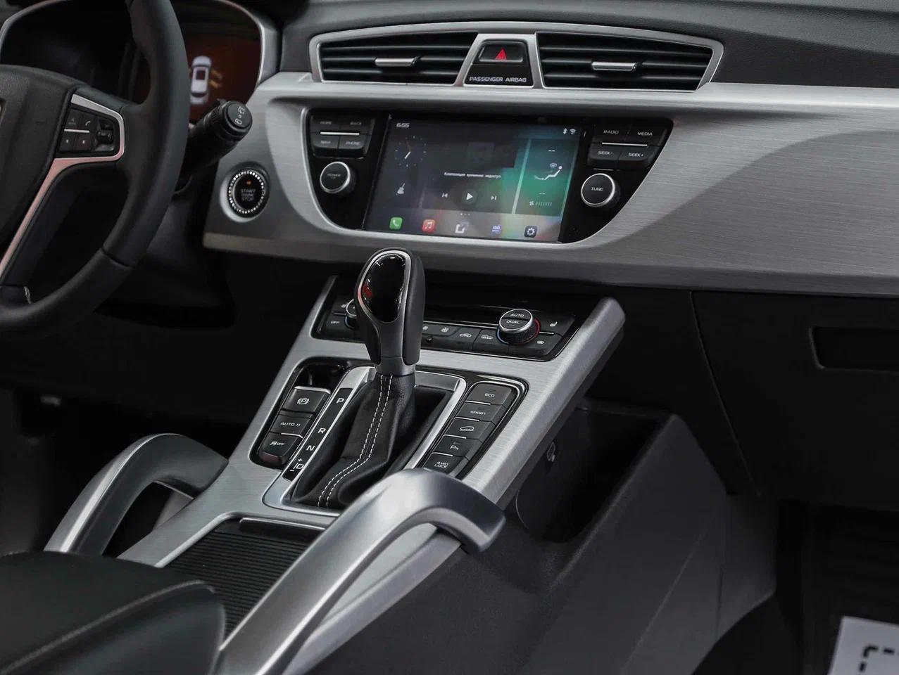 Geely Atlas 2019, белый, ДЦ Орехово