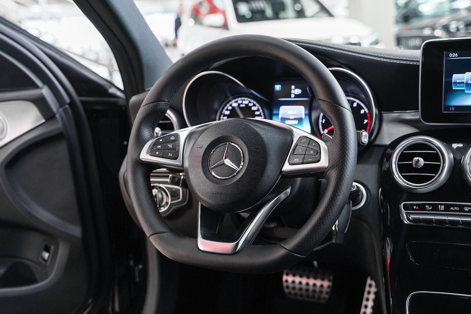 Mercedes-Benz C-Класс 2014, черный, ДЦ Орехово
