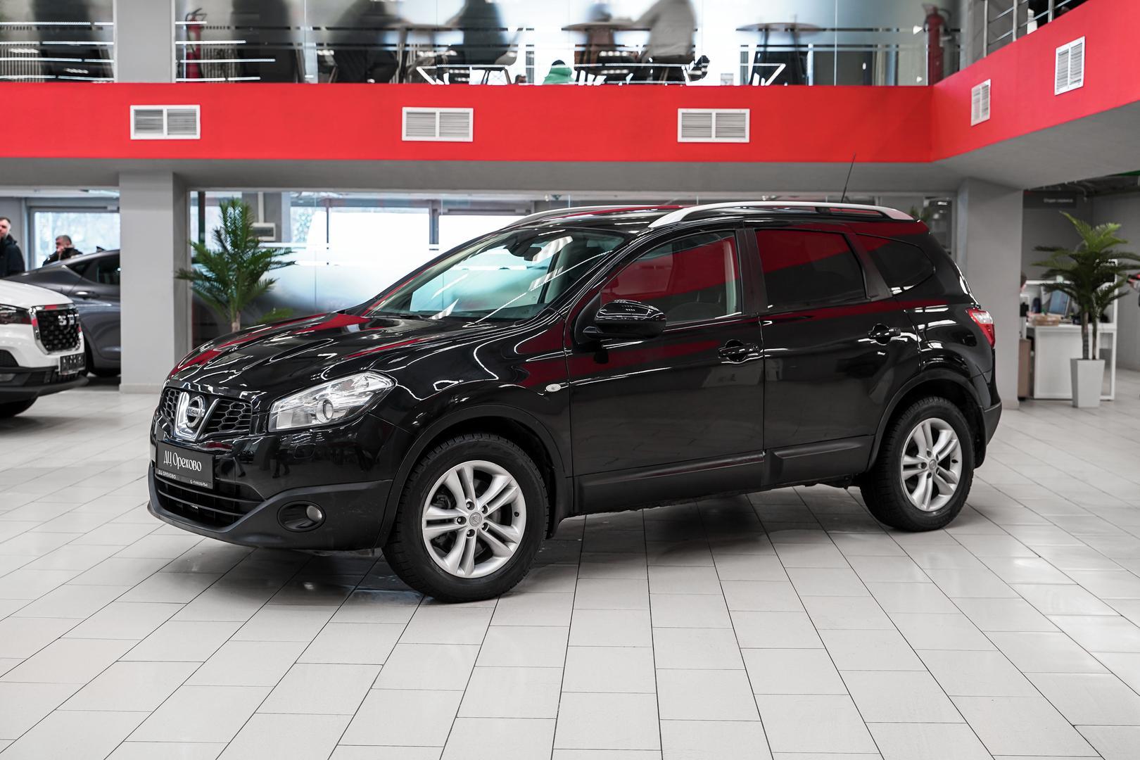 Nissan Qashqai+2 2010, черный, ДЦ Орехово