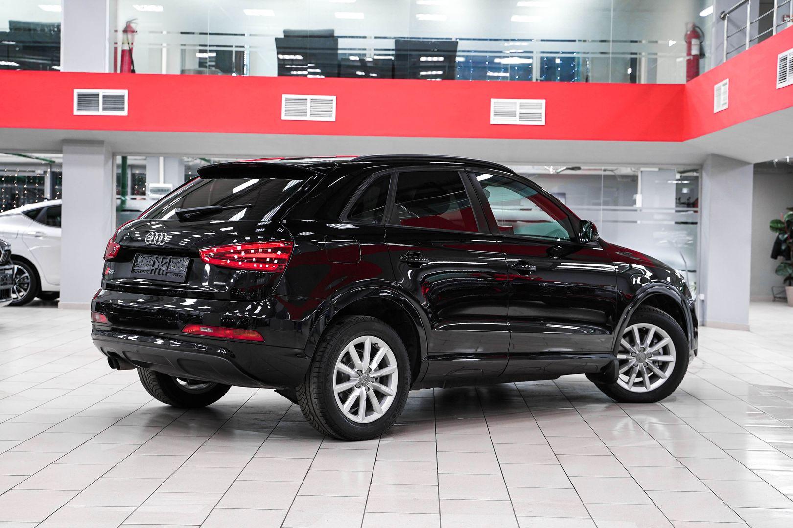Audi Q3 2013, черный, ДЦ Орехово