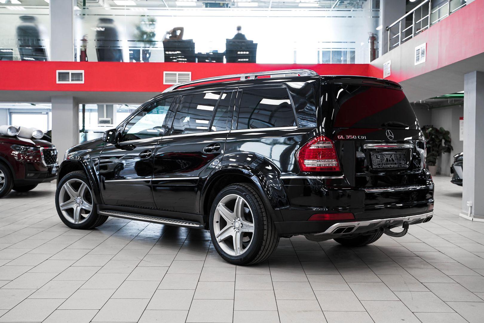 Mercedes-Benz GL-Класс 2011, черный, ДЦ Орехово
