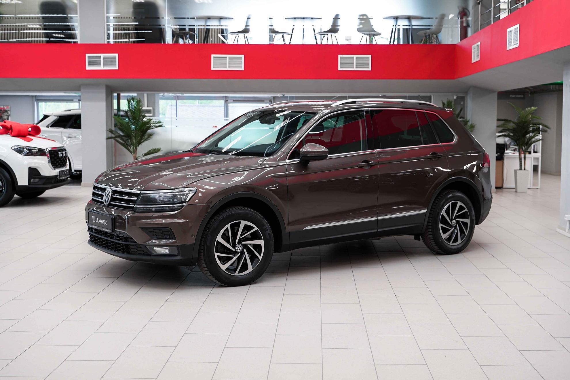 Volkswagen Tiguan 2018, коричневый, ДЦ Орехово